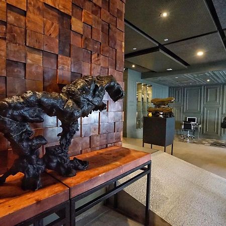 Bedrock Hotel Ипох Екстериор снимка