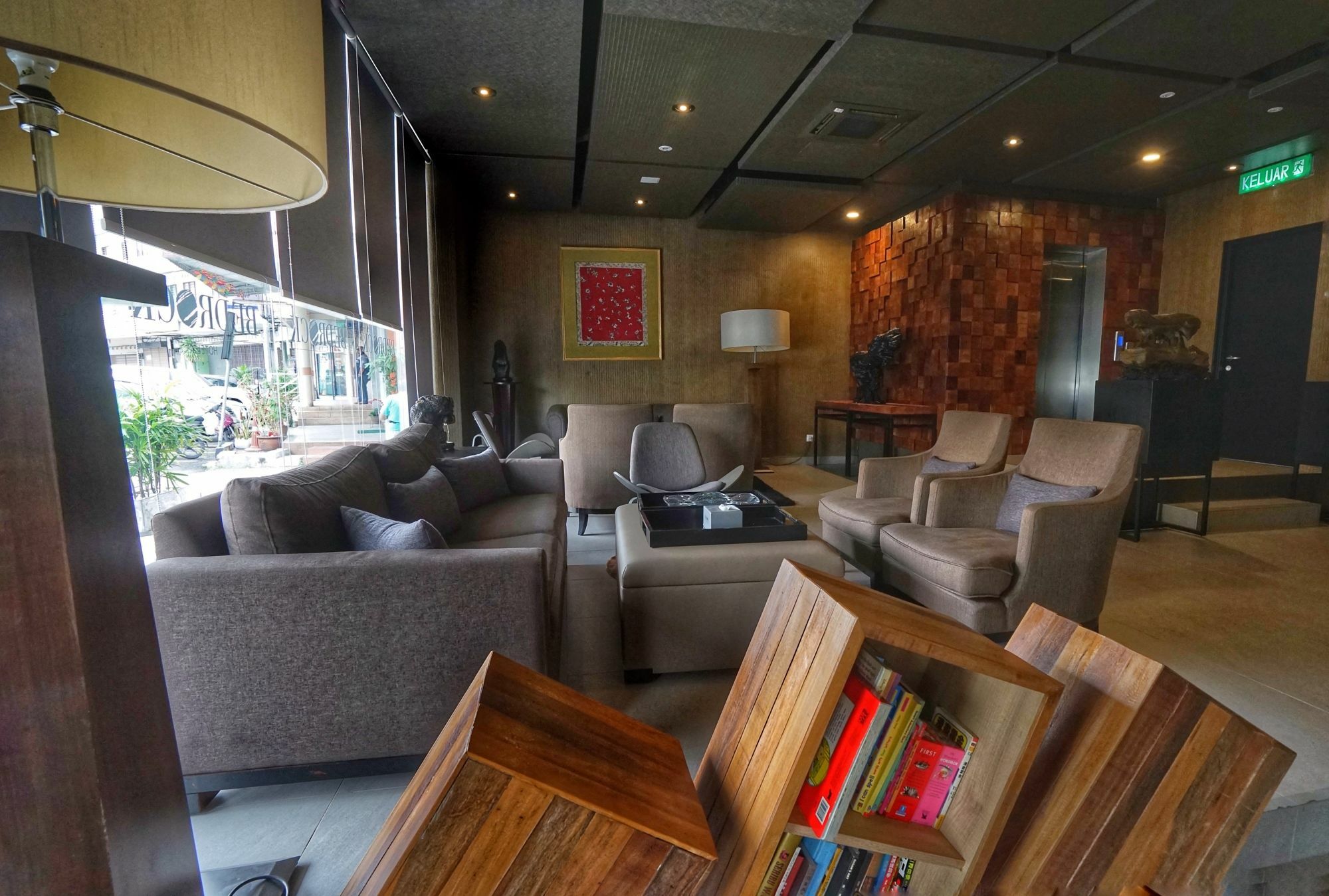 Bedrock Hotel Ипох Екстериор снимка