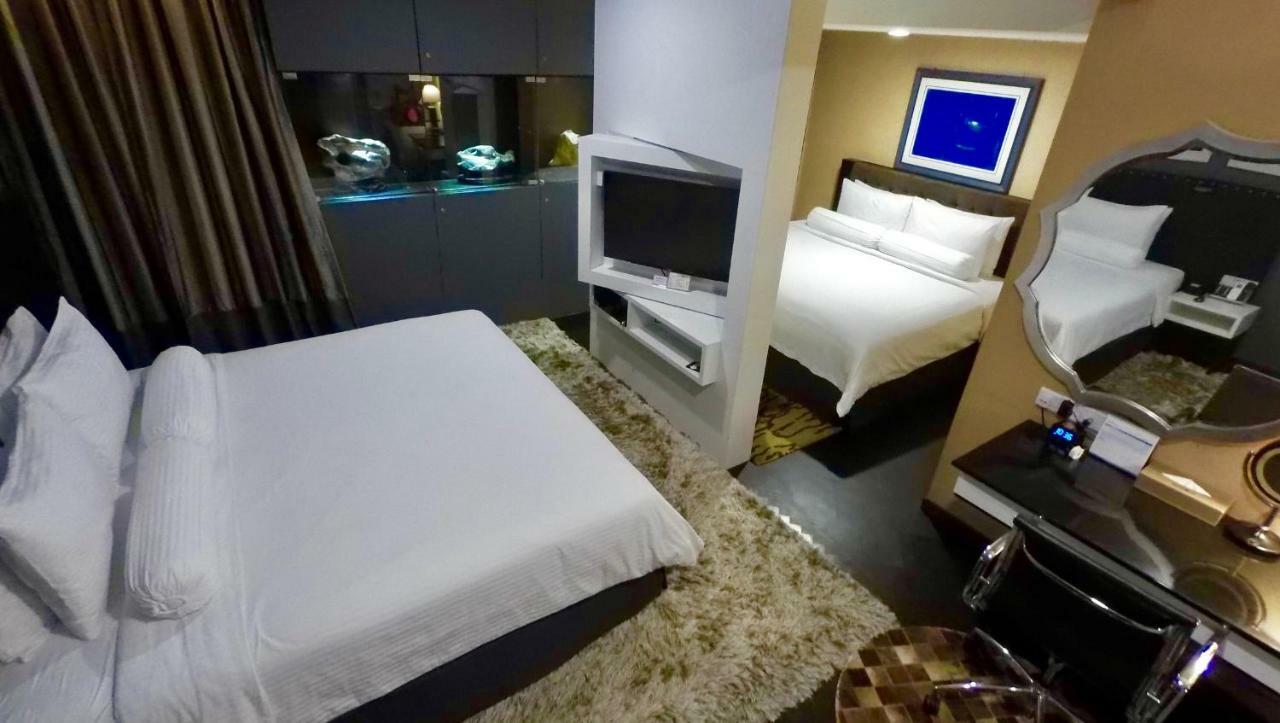 Bedrock Hotel Ипох Екстериор снимка